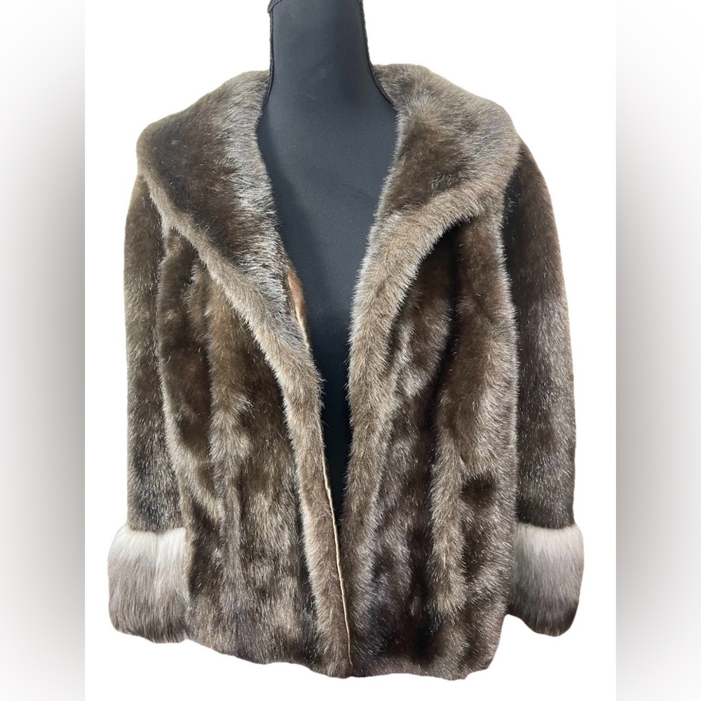 Elegant Brown Fur Shawl OneSz